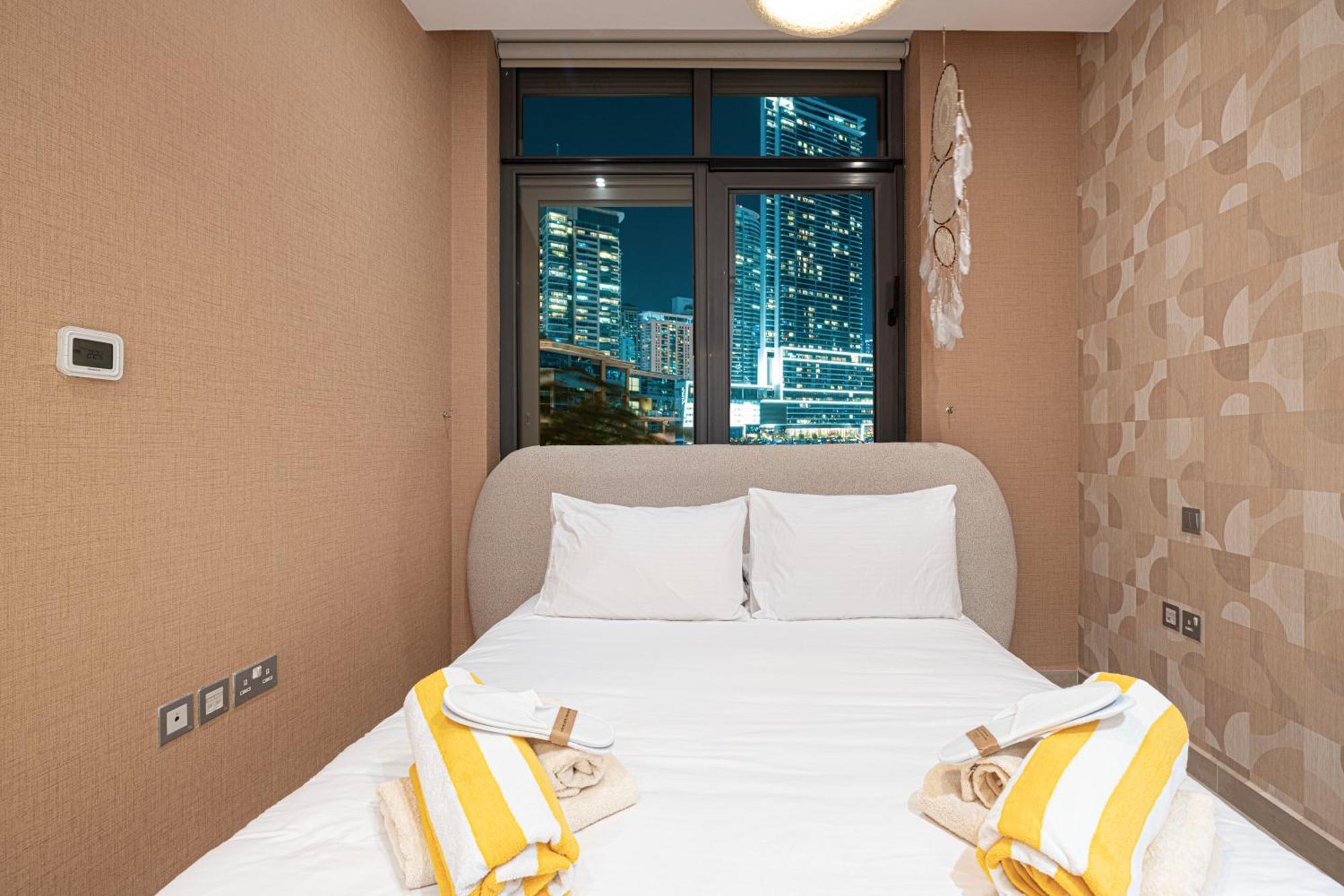 Apartment Koyo In The Heart Of Jbr Beach - 3Bdr Dubaj Zewnętrze zdjęcie
