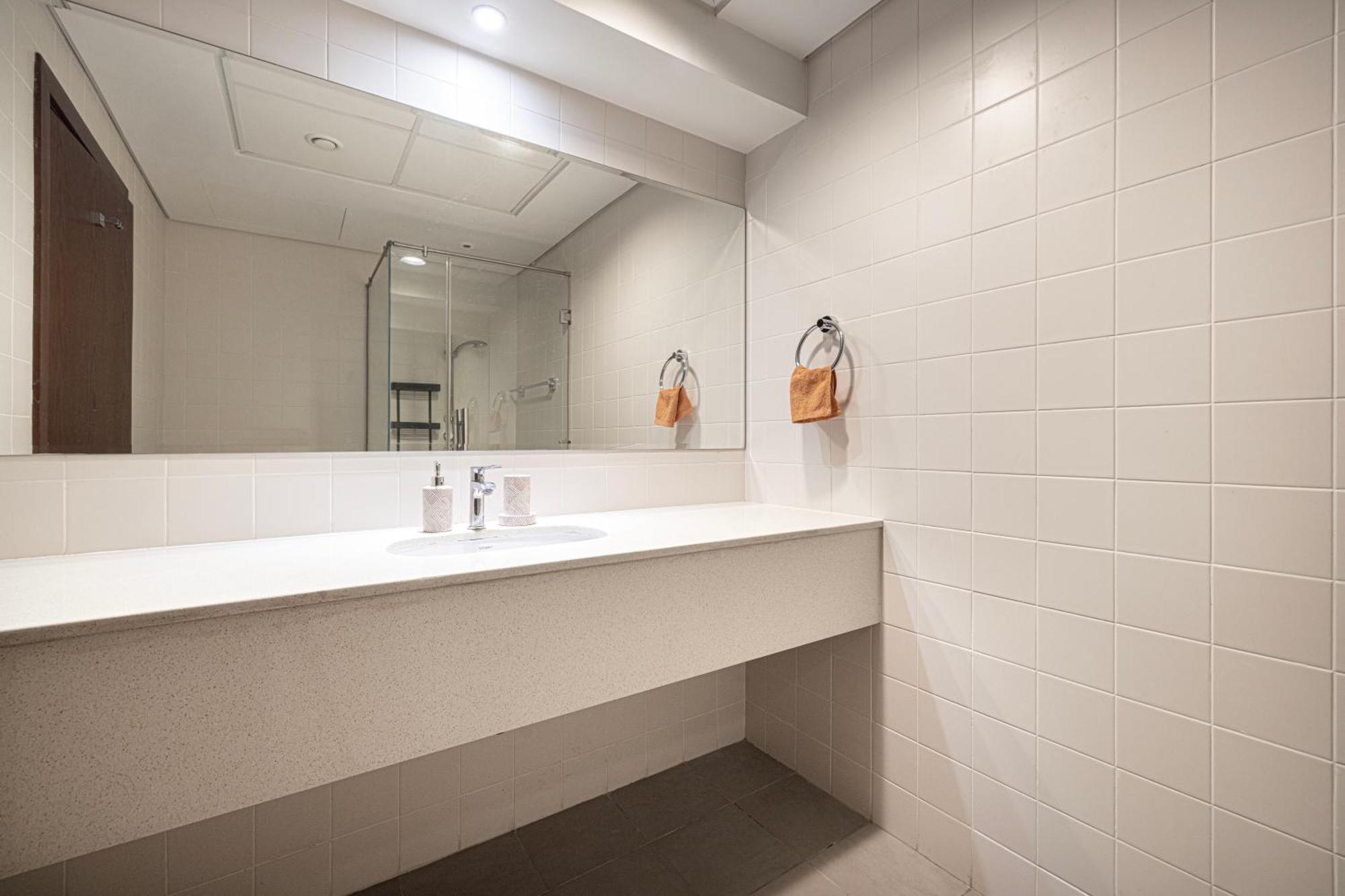 Apartment Koyo In The Heart Of Jbr Beach - 3Bdr Dubaj Zewnętrze zdjęcie